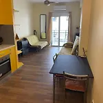 Yellow Center